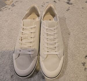 Abound Men's Classic White Lace-Up Sneakers